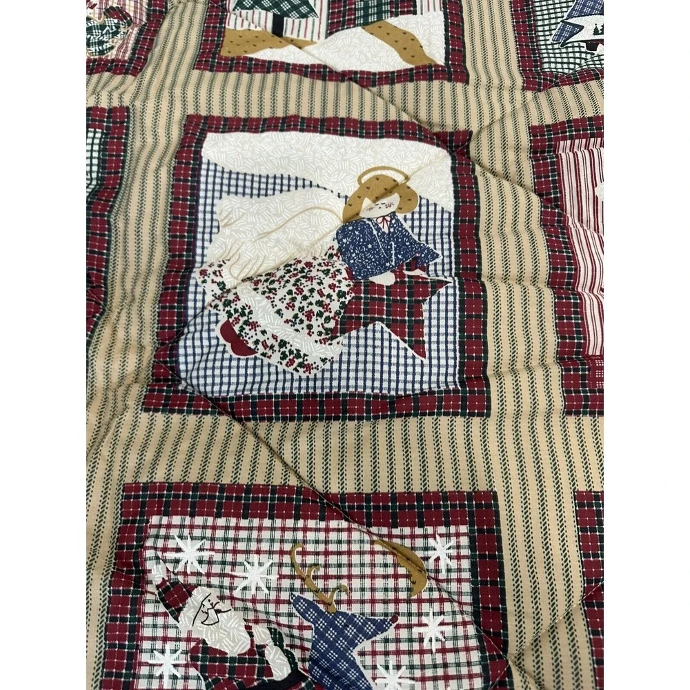 Vintage‎ Christmas Queen Bedspread Santa Claus, Christmas Trees, Snowman NEW